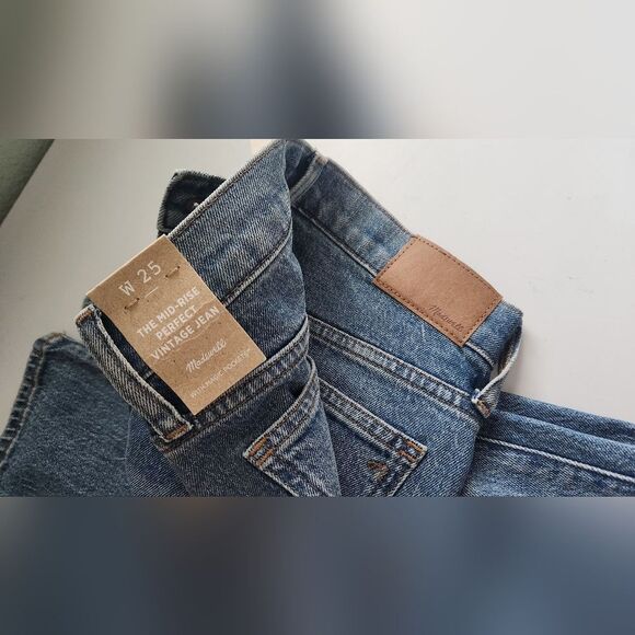 NWT Madewell The Mid-Rise Perfect Vintage Jean : Knee-Rip Edition SIZE 25 - Picture 3 of 7